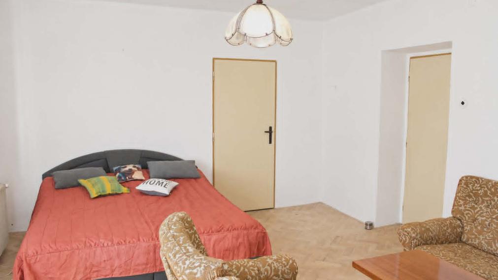 EXKLUZÍVNE-SPEKTRUM REALITY- Na Predaj 2-izbový byt, 73.61 m2 s balkónom, Zemianske Kostoľany, okres Prievidza