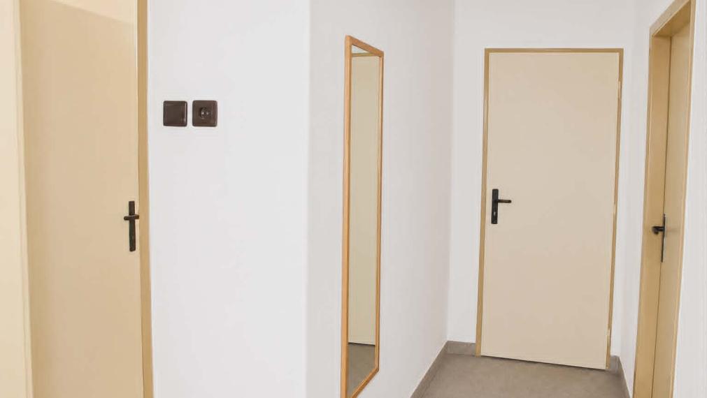 EXKLUZÍVNE-SPEKTRUM REALITY- Na Predaj 2-izbový byt, 73.61 m2 s balkónom, Zemianske Kostoľany, okres Prievidza