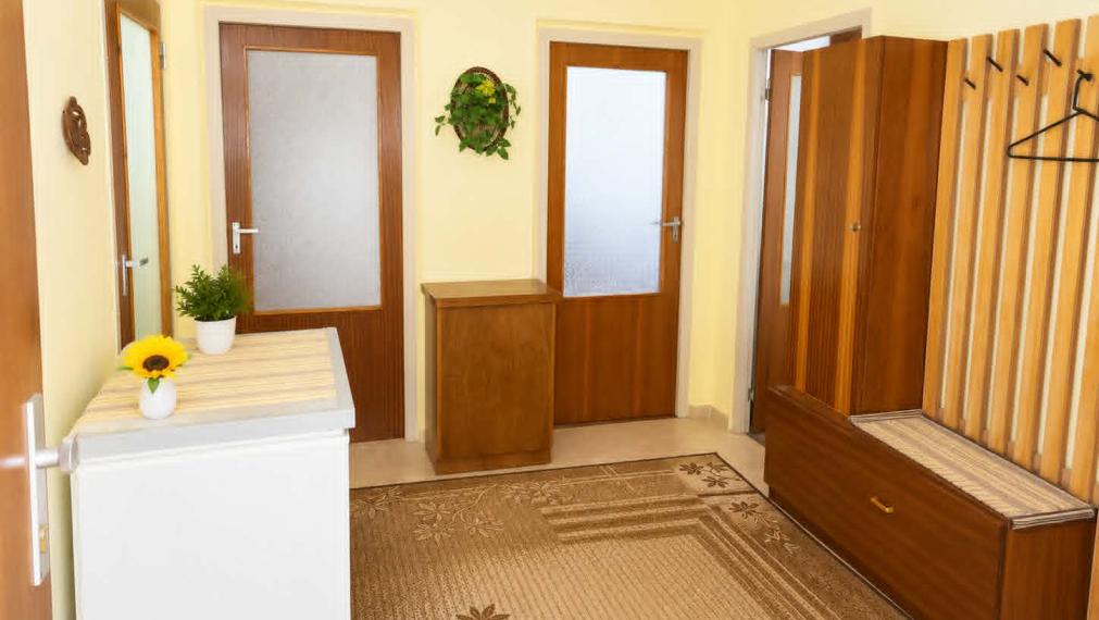 SPEKTRUM REALITY Na PREDAJ- 3-izbový veľkometrážny byt 81 m², okres ŽIAR NAD HRONOM, Etapa