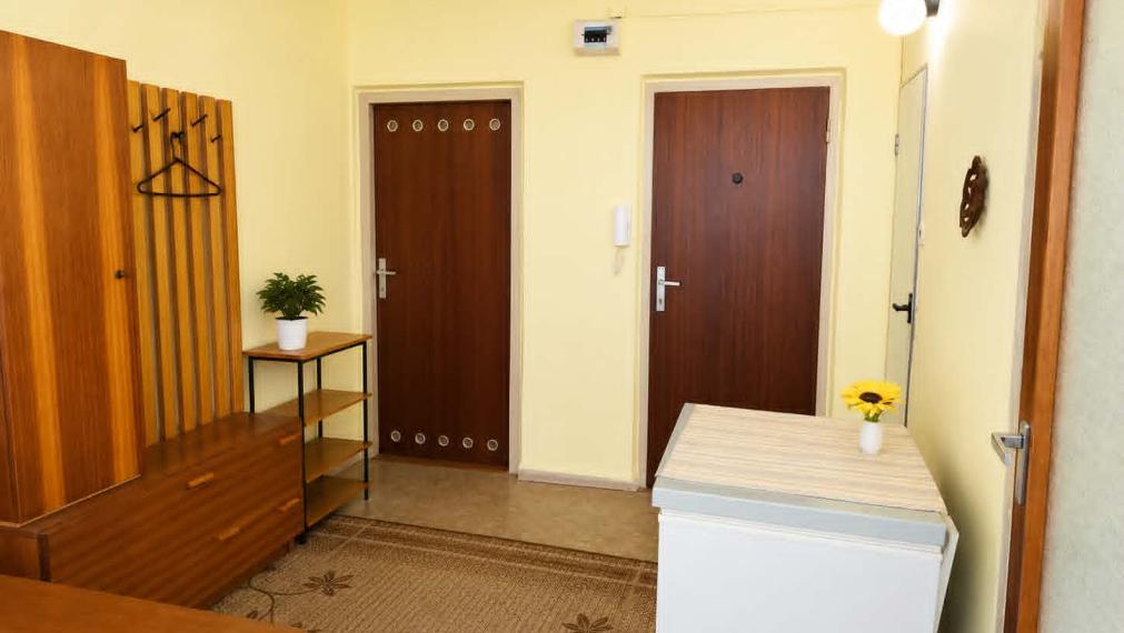 SPEKTRUM REALITY Na PREDAJ- 3-izbový veľkometrážny byt 81 m², okres ŽIAR NAD HRONOM, Etapa