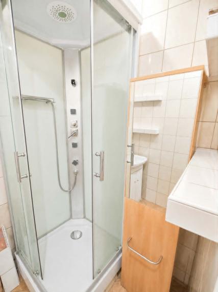 SPEKTRUM REALITY- Na PREDAJ  3-izbový byt s balkónom 79 m2, v meste Partizánske, ul. Veľká Okružná.