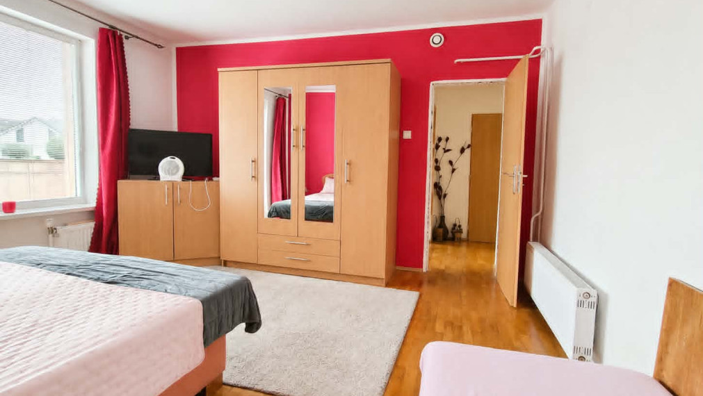 EXKLUZÍVNE-SPEKTRUM REALITY- Predaj  spoluvlastníckeho podielu- na rodinnom dome s pozemkom 666 m2, Lutila, okres Žiar nad Hronom