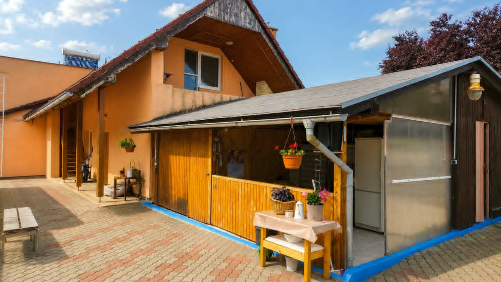 EXKLUZÍVNE-SPEKTRUM REALITY- Predaj  spoluvlastníckeho podielu- na rodinnom dome s pozemkom 666 m2, Lutila, okres Žiar nad Hronom