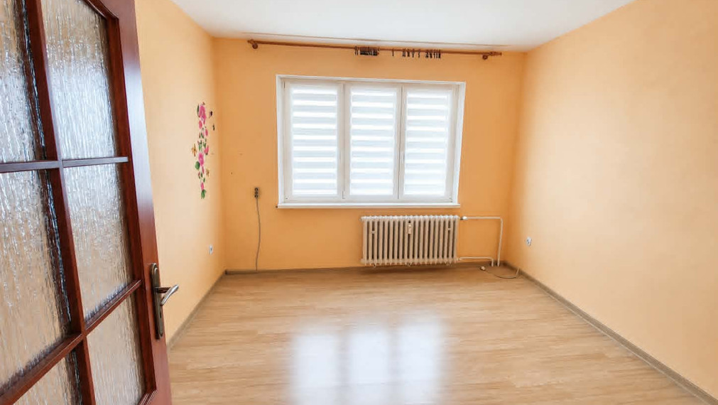 SPEKTRUM REALITY- Na PREDAJ 3-izbový byt s balkónom 66 m2, Sebedražie, sídlisko  Boriny