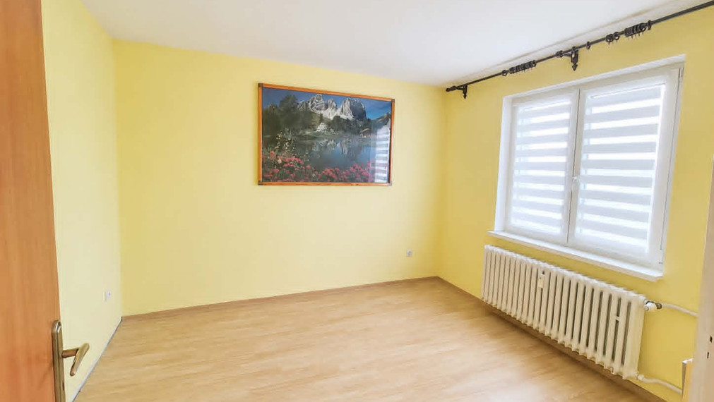 SPEKTRUM REALITY- Na PREDAJ 3-izbový byt s balkónom 66 m2, Sebedražie, sídlisko  Boriny