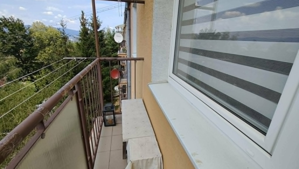 SPEKTRUM REALITY- Na PREDAJ 3-izbový byt s balkónom 66 m2, Sebedražie, sídlisko  Boriny