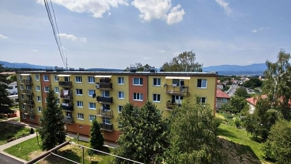 SPEKTRUM REALITY- Na PREDAJ 3-izbový byt s balkónom 66 m2, Sebedražie, sídlisko  Boriny