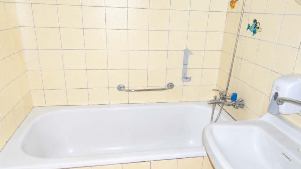 SPEKTRUM REALITY- Na PREDAJ 3-izbový byt s balkónom 66 m2, Sebedražie, sídlisko  Boriny
