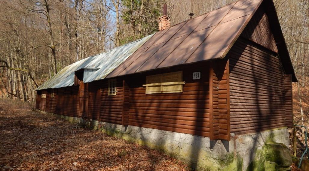 EXKLUZÍVNE-SPEKTRUM REALITY- Na Predaj Rekreačná chata v obci Kľačno, okres Prievidza