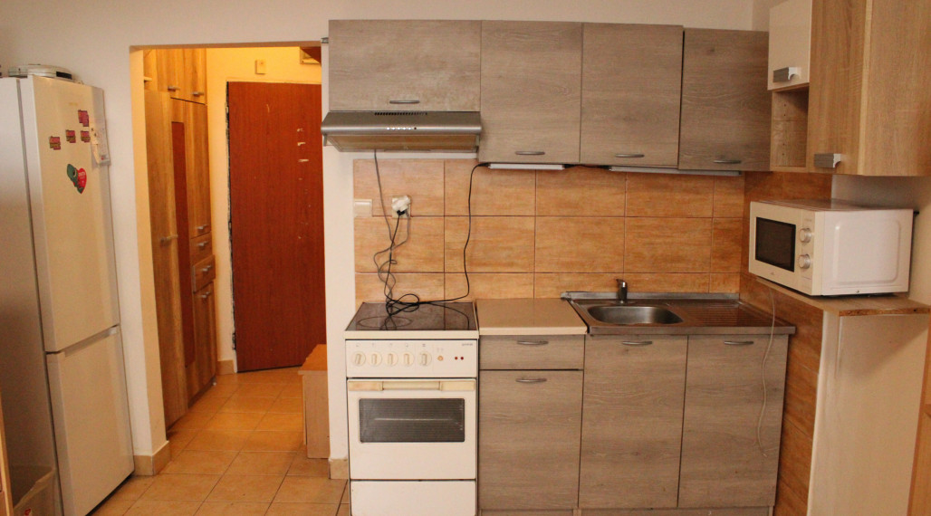 EXKLUZÍVNE-SPEKTRUM REALITY- Na Predaj garsónka 23 m2 s loggiou, Žiar nad Hronom, Etapa