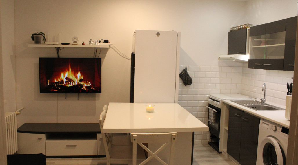 EXKLUZÍVNE- SPEKTRUM REALITY-  NA PRENÁJOM 1- izbový  byt 38.4 m2, Handlová, ul. Morovnianská cesta