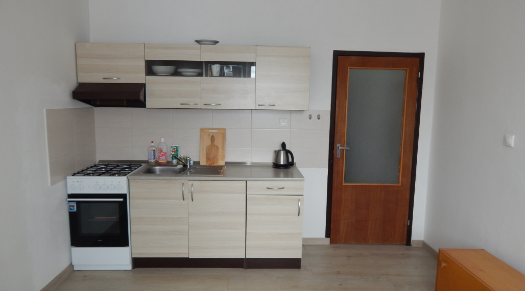 SPEKTRUM REALITY- Na PRENÁJOM komplet rekonštruovaný 1-izbový byt, 36.14 m2, Žiar nad Hronom, ul. Vansovej