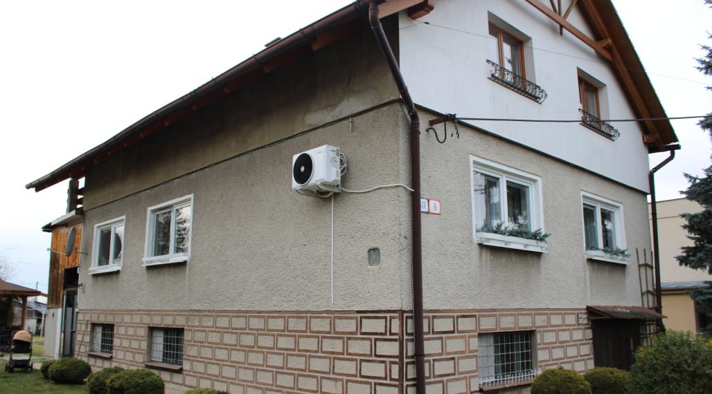 SPEKTRUM REALITY - Na PREDAJ Dvojgeneračný 7-izbový rodinný dom s garážou, Kamenec pod Vtáčnikom, okres Prievidza