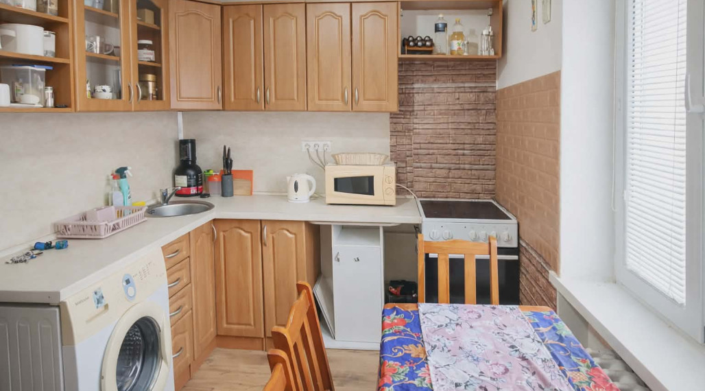 SPEKTRUM REALITY- Na PRENÁJOM  zariadený 1- izbový byt, 29 m2, Handlová, 29.Augusta