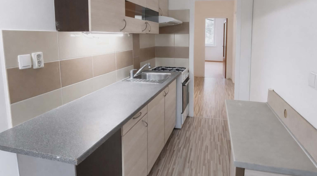 SPEKTRUM REALITY- Na Predaj 3-izbový byt, 80 m2 s loggiou, okres Prievidza, sídlisko Kopanice