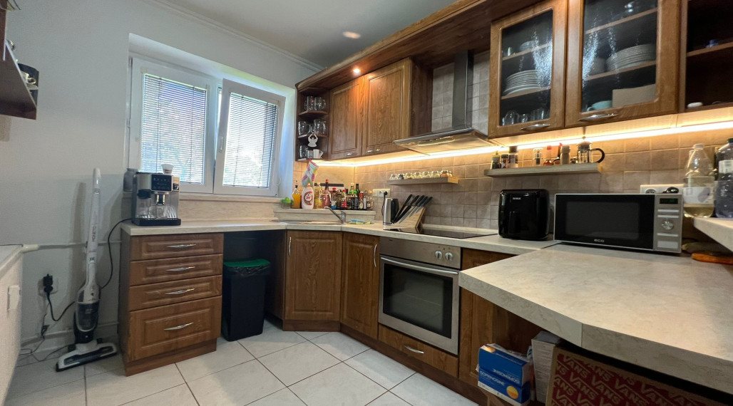 SPEKTRUM REALITY- Na PRENÁJOM komplet rekonštruovaný 2- izbový byt Handlová, ul. 29. Augusta