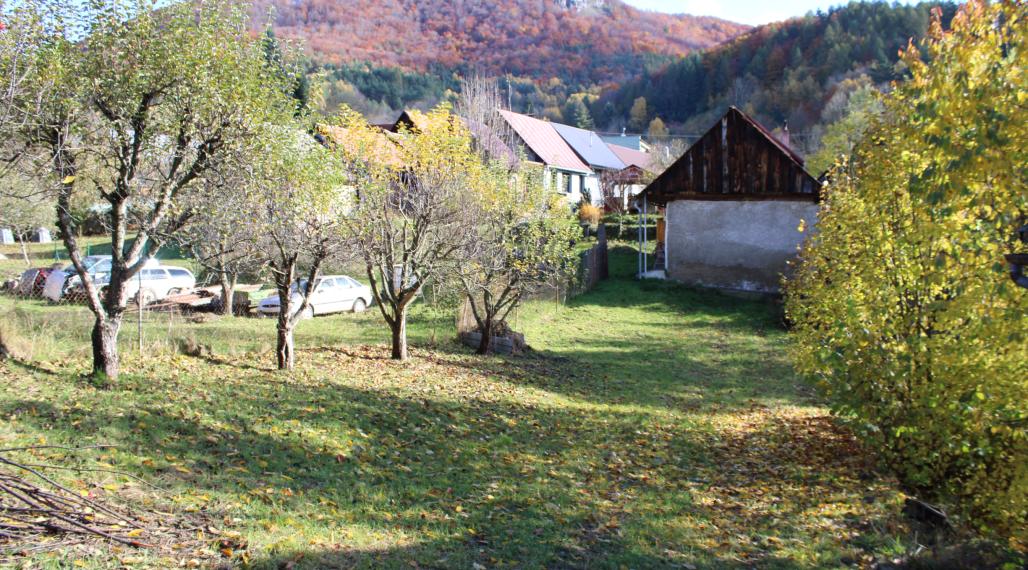 SPEKTRUM REALITY - Na Predaj  záhrada s hospodárskou budovou 429 m2 , Temeš, okres Prievidza