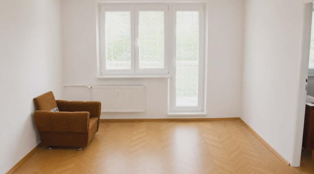 EXKLUZÍVNE-SPEKTRUM REALITY- Na Predaj 3-izbový byt, 62 m2 s balkónom, Handlová, ul. Prievidzská