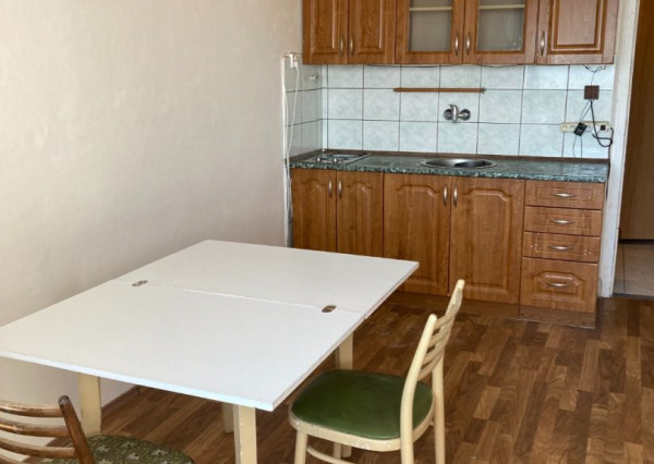 SPEKTRUM REALITY- Na PREDAJ garsónka, 23 m2 s loggiou, okres Žiar nad Hronom