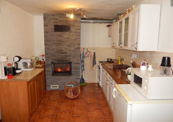 PREDANÉ! SPEKTRUM REALITY - Na Predaj  2-izbový rodinný dom s pozemkom 196 m2 , Horná Ves, okres Prievidza