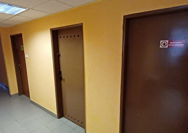 Na predaj: Kancelárske priestory Prievidza /prevádzková budova .