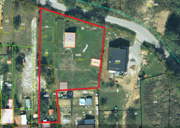 Exkluzívne iba u nás na predaj stavebný pozemok 1251m2 , Brezolupy