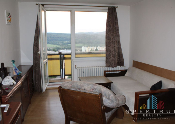 EXKLUZÍVNE-SPEKTRUM REALITY- Na Predaj garsónka 23 m2 s loggiou, Žiar nad Hronom, Etapa
