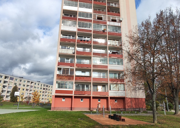 SPEKTRUM REALITY- Na Predaj 3-izbový byt, 76.46 m2 , 4x loggie, okres Detva