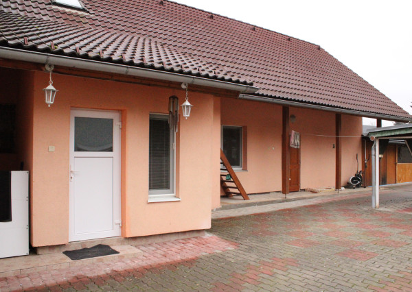 EXKLUZÍVNE-SPEKTRUM REALITY- Predaj  spoluvlastníckeho podielu- na rodinnom dome s pozemkom 666 m2, Lutila, okres Žiar nad Hronom