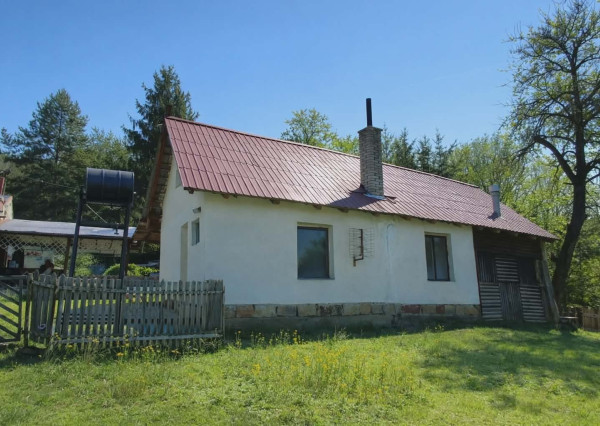 SPEKTRUM REALITY- Na Predaj Rekreačná chata v obci Vyhne, okres Žiar nad Hronom